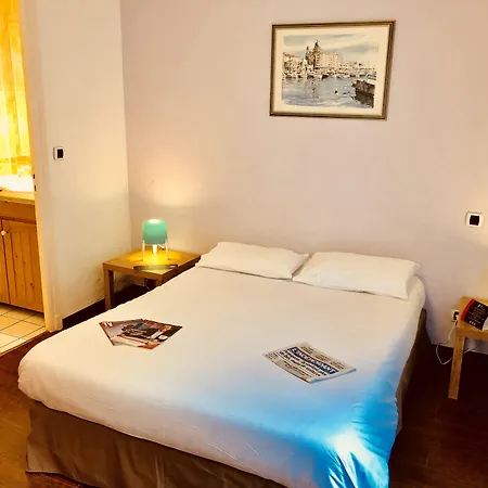 Appart'hotel-restaurant Castel Emeraude Amélie-les-Bains-Palalda