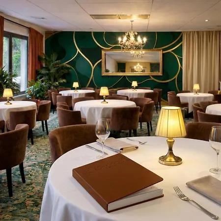 Appart'Hotel-Restaurant Castel Emeraude Apart Otel
