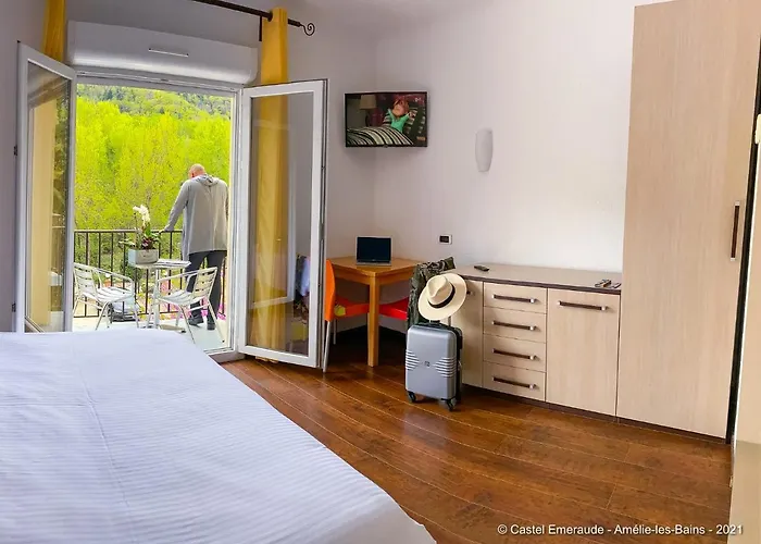 Castel Emeraude, Charme Et Caractere Apartmanhotel Amélie-les-Bains-Palalda